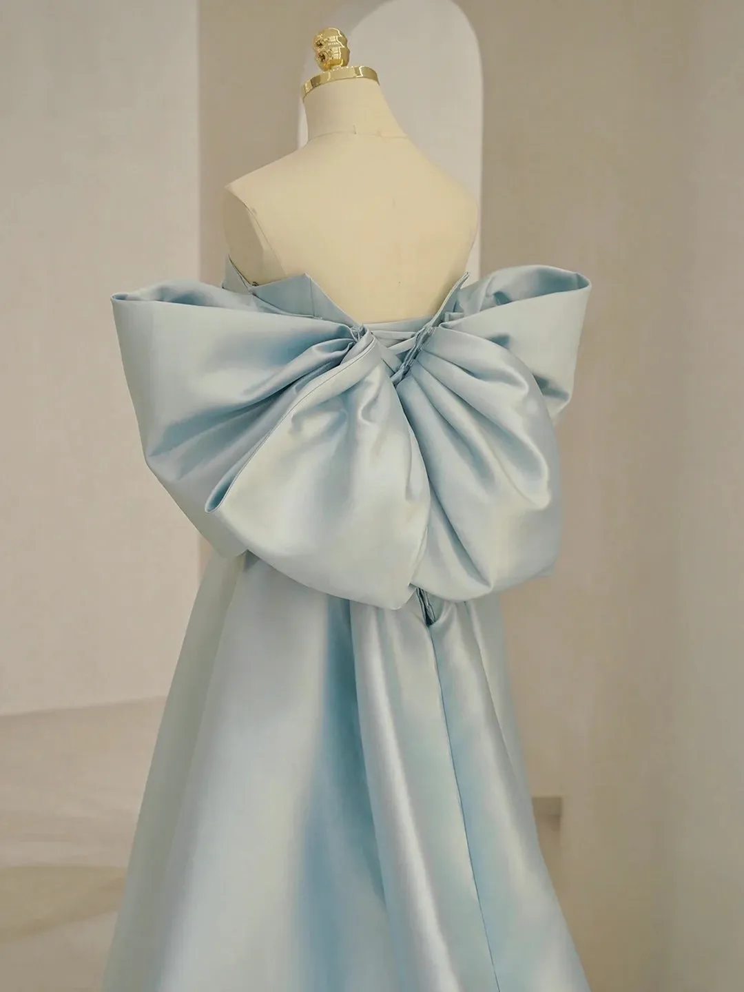 Charming Blue Satin Long Prom Dress with Big Bow, A-Line Sweetheart Neck Formal Dress