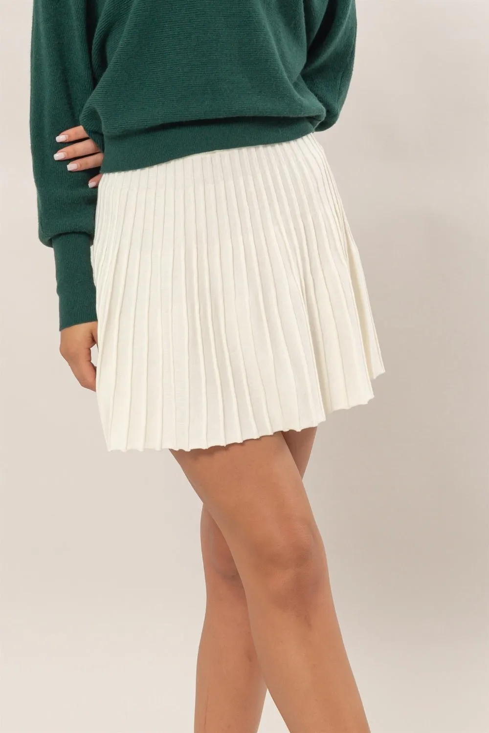 Cream Knit Pleated Flare Mini Skirt (Online Only)