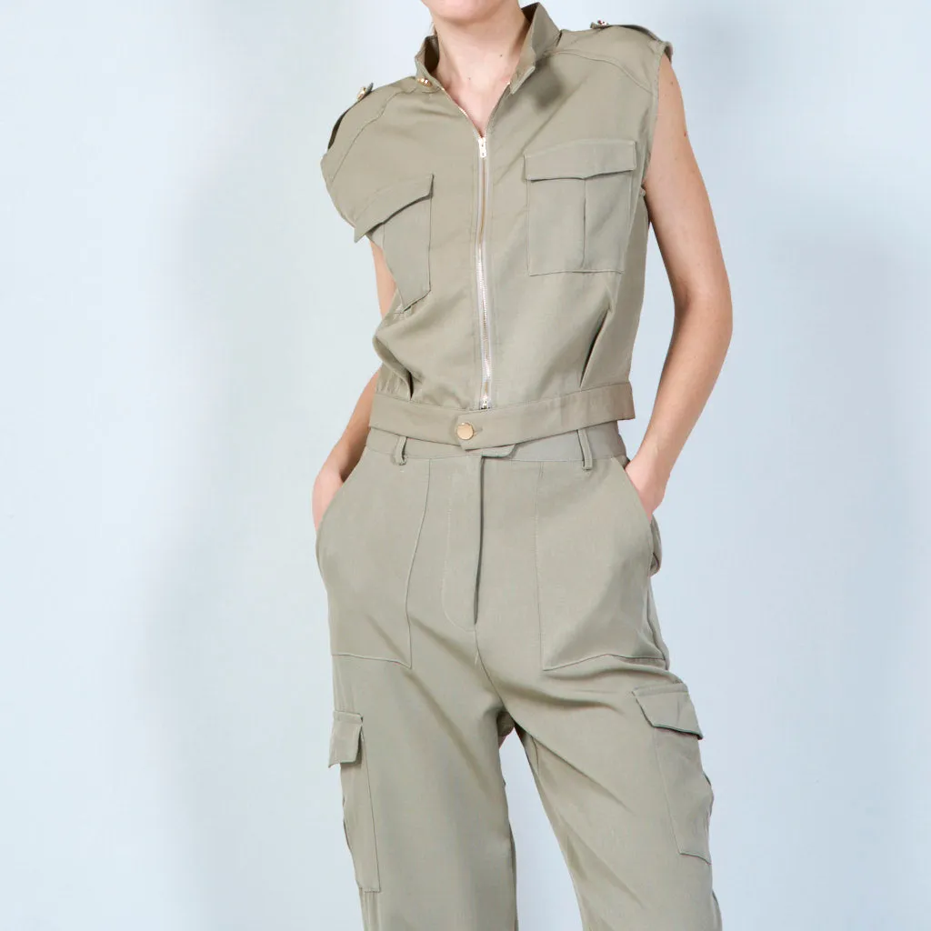 Elegant vest and trouser set with utility pockets wholesale