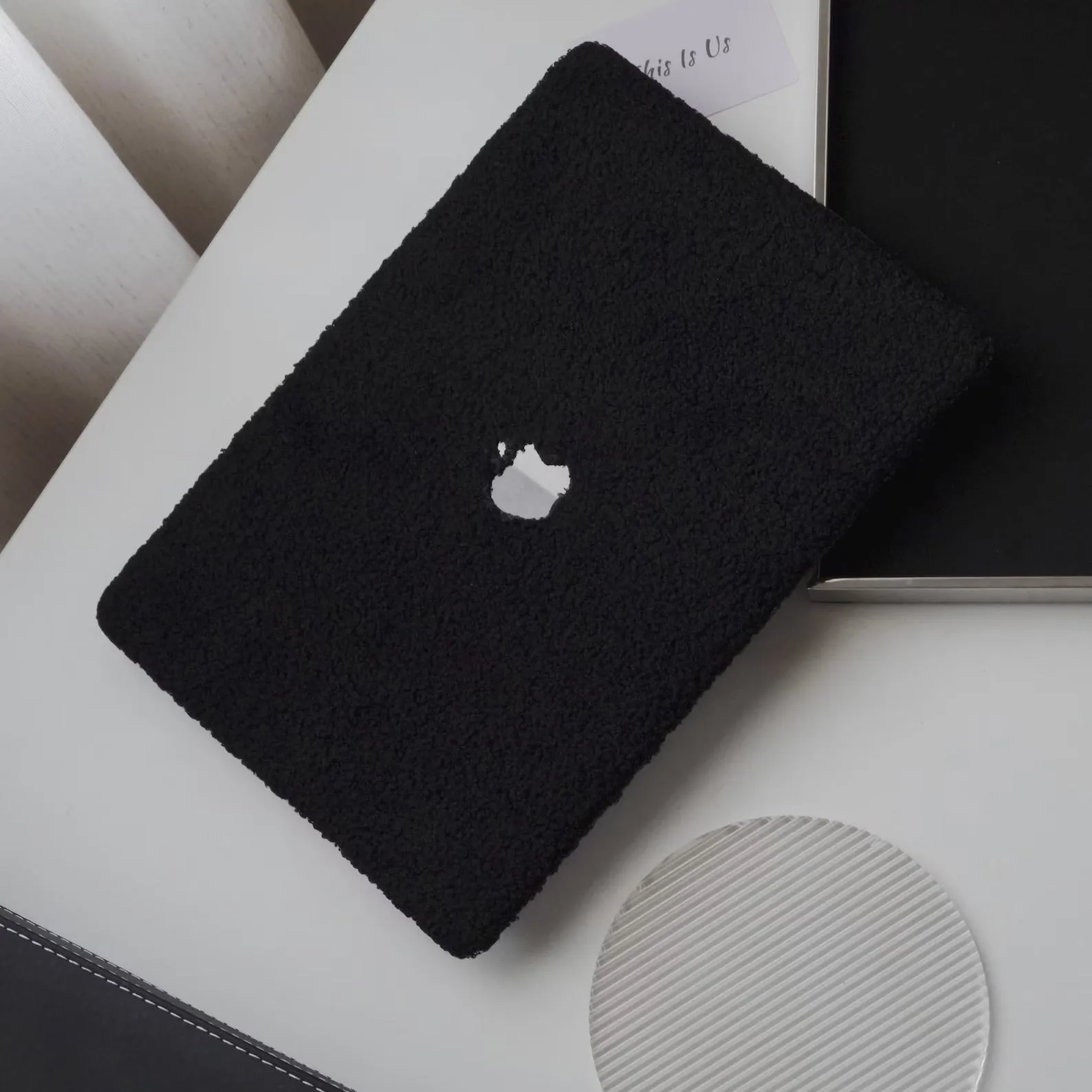 TEDDY MacBook Case - Onyx